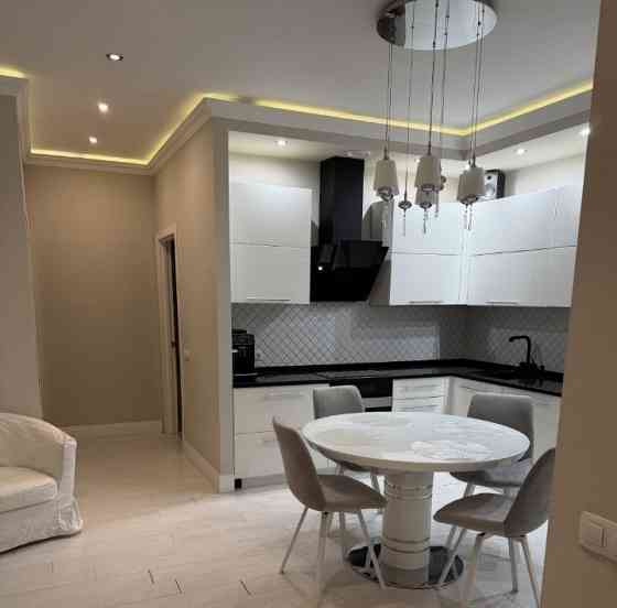 Сдается просторная 3-к квартира в лучшем месте Киевского района Донецк