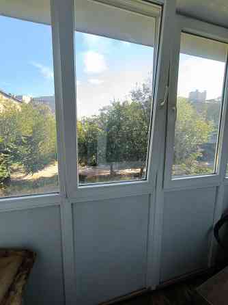 2 к кв, мкр-н. Азотный Донецк