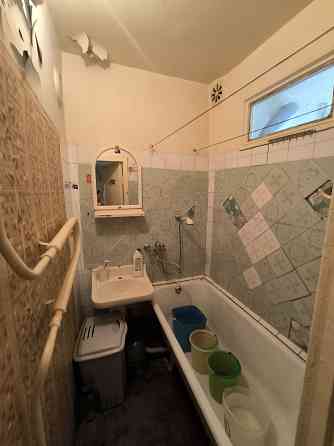 2 к кв, мкр-н. Азотный Донецк