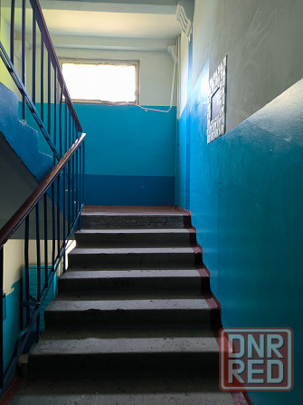 2 к кв, мкр-н. Азотный Донецк - изображение 6