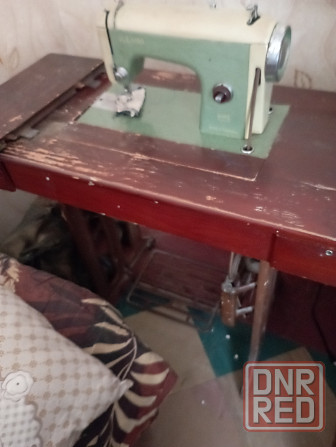 Швейная машинка.. Ножная. Донецк - изображение 2