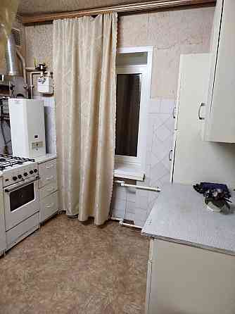 Продам 2-х ком.2/5 рынок Майский микр-он Заперевальный Донецк