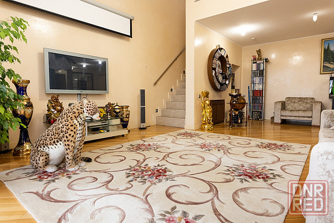 Продам свою 3-х комн. двухуровневую квартиру 203 кв.м в центре Донецка. Донецк - изображение 2