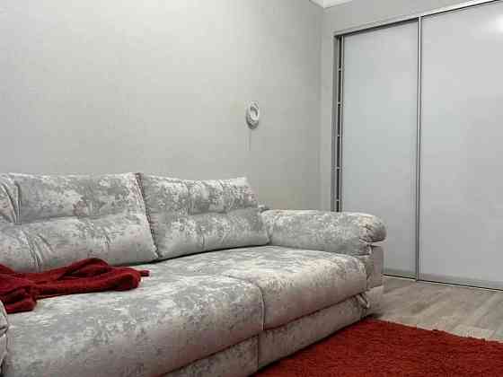 Сдам отличную 2-комнатную квартиру 55 м2 Калининский р-н Донецк