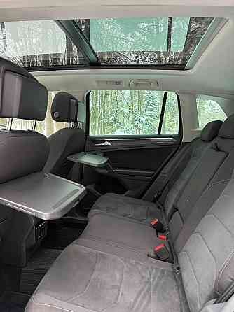 Volkswagen Tiguan Официальный весь в оригинале очень красивый хорошая комплектация Донецк