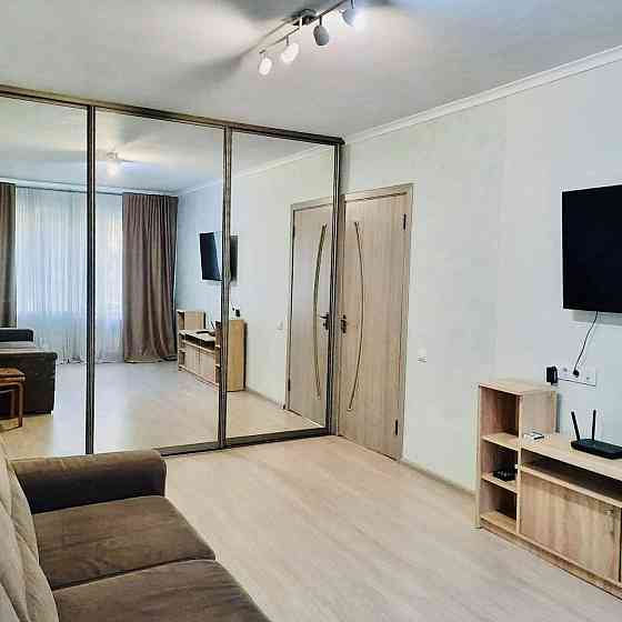 Сдам двухкомнатную квартиру на Левом берегу Мариуполь