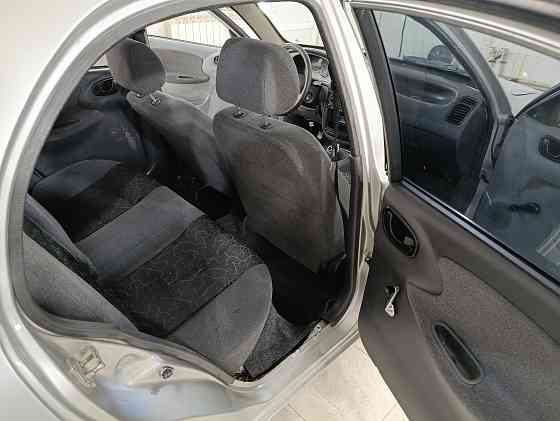 Део сенс Донецк