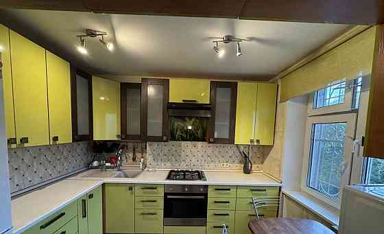 Сдается: Двухкомнатная квартира Этаж: 1/9 Район: Киевский Площадь квартиры: 45м² Донецк