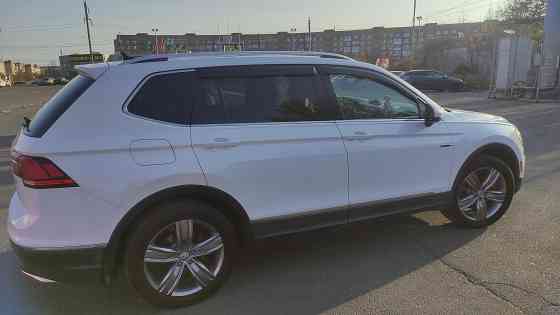 7 местный Volkswagen Tiguan 2020 года 10 месяц, максимальная комплектация SEL Передний привод, датчи Донецк