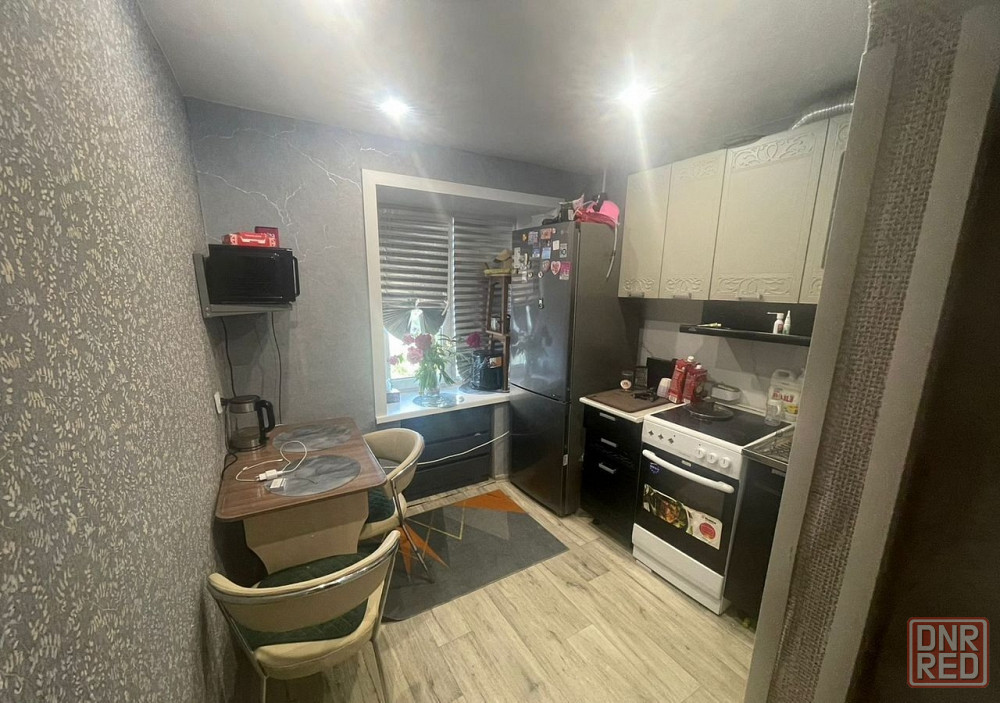 Сдаю двухкомнатную квартиру 46.0 м² этаж 3/5 город Донецк, Куйбышевский район Донецк - изображение 2