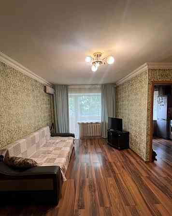 Сдаю однокомнатную квартиру 35.0 м² этаж 3/9 город Донецк, Кировский район, микрорайон Текстильщик, Донецк