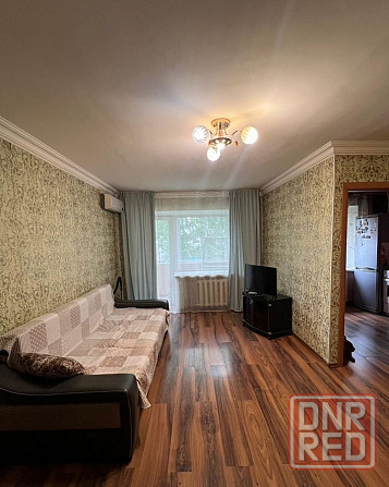 Сдаю однокомнатную квартиру 35.0 м² этаж 3/9 город Донецк, Кировский район, микрорайон Текстильщик, Донецк - изображение 1