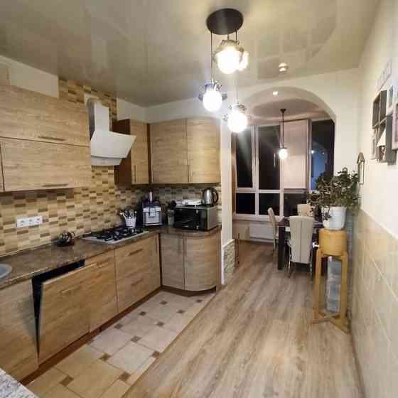 Сдам 1 комнатную квартиру Район: Киевский Ориентир: Донецк-Сити Этаж: 4/9, Донецк