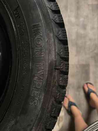 Продам зимнюю резину Донецк