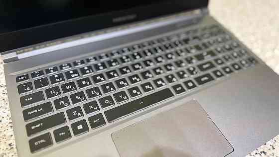 Ноутбук Maibenben X558 Макеевка