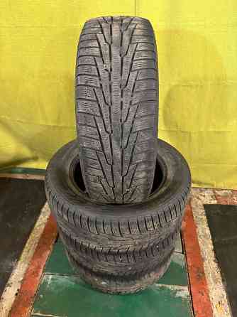 Продам комплект зимних шин Nokian Nordman Rs 215/60r16 Донецк
