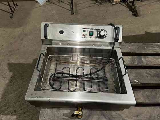 Продам фритюрницу для общепита Макеевка