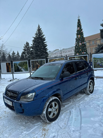 Hyundai Tucson 2.0i MT Макеевка