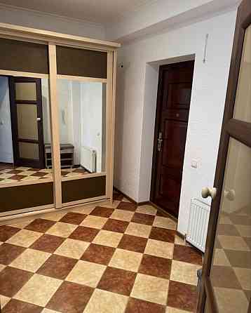 Сдаётся большая двухкомнатная квартира в центре Мариуполя Мариуполь