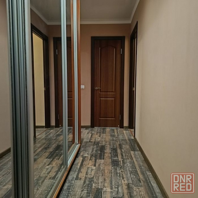 Сдаётся 1-комнатная квартира в Пролетарском районе, ул. Прожекторная Донецк - изображение 1