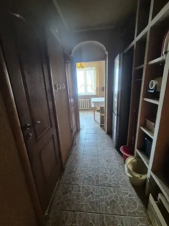 продам 4-х комнатную квартиру Донецк мкр текстильщик ул.высоцкого 12 Донецк