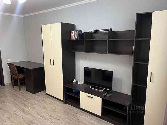 Сдаю однокомнатную квартиру 40.0 м² этаж 5 город Донецк, Шахтерская площадь, Ворошиловский район. Донецк
