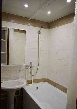 Сдается двухкомнатная квартира в Кировском районе на Текстильщике. Площадь 45кв. м. Этаж 2. Донецк