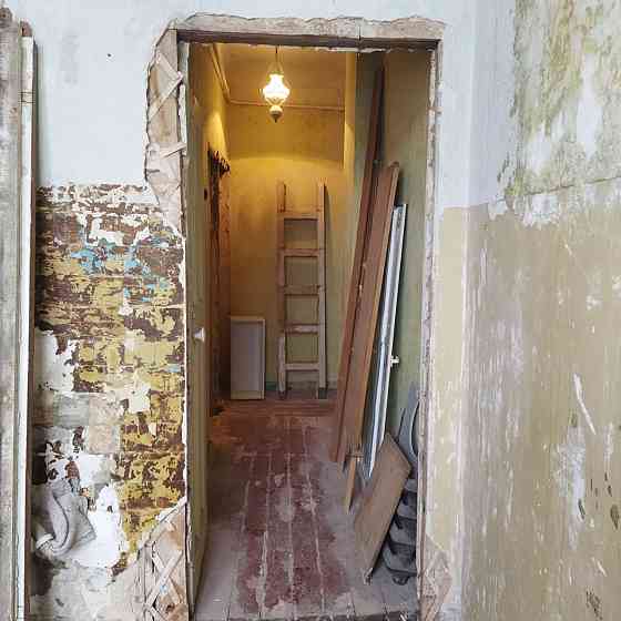 Двухкомнатная сталинка на парке кованных фигур Донецк