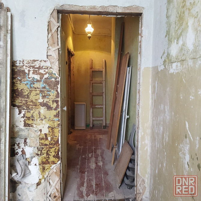 Двухкомнатная сталинка на парке кованных фигур Донецк - изображение 1