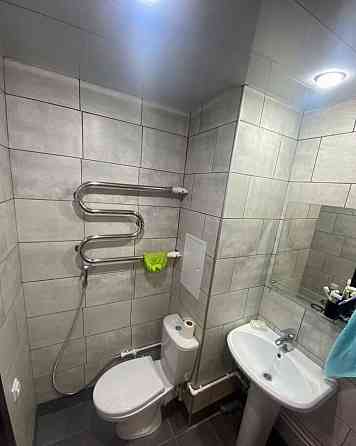 Сдается однокомнатная квартира в Ворошиловском районе по Университетской. Площадь 32 кв.м. Этаж 3. Донецк