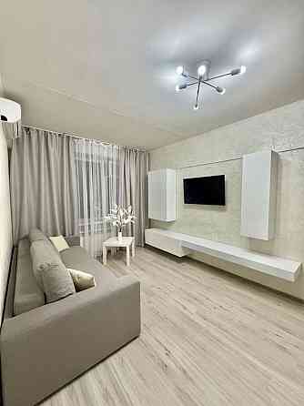 Сдается:2-комнатная квартира Этаж: 4 Район:Киевский Стоимость:28000 Залог:28000 Донецк