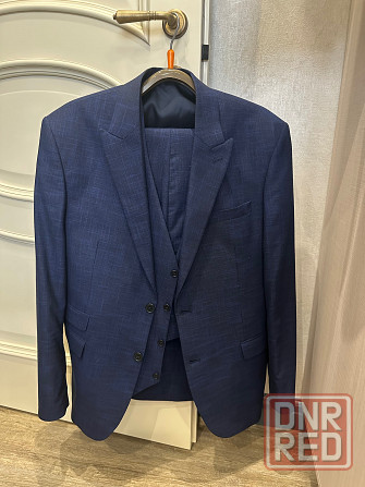 Мужской костюм (тройка) в отличном состоянии Донецк - изображение 2
