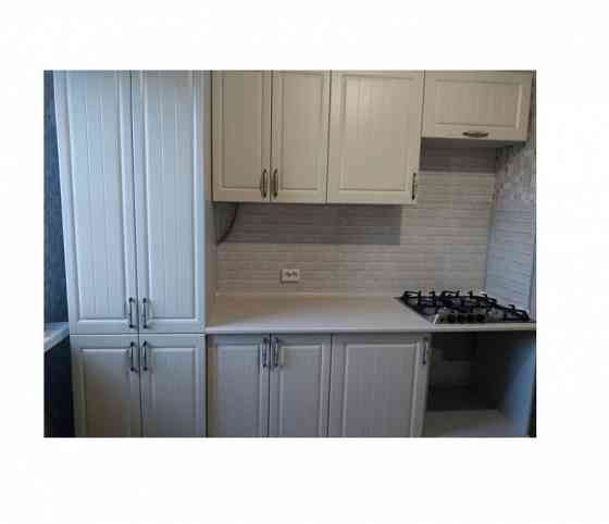 Прямая кухня "Лондон" с пеналом 2,3 м в цвете дуб крем Макеевка