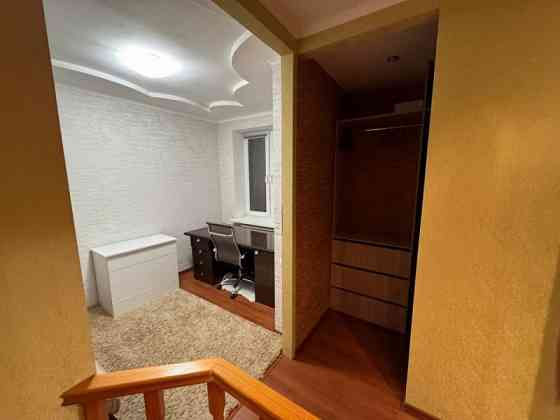 Продаю 4-х комнатную квартиру в Киевском районе, пр. Панфилова Донецк