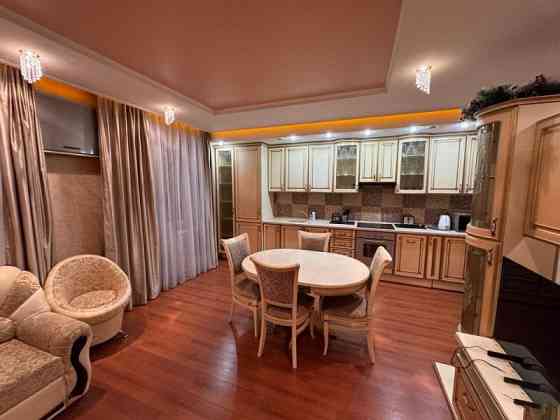 Продаю 4-х комнатную квартиру в Киевском районе, пр. Панфилова Донецк