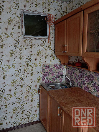 Продам 1 комнатную квартиру в Кировском р-не, мкр. Текстильщик Донецк - изображение 2