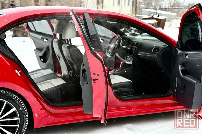 Volkswagen Jetta Sport 1.8 TSI автомат 2016 год состояние супер идеальное Донецк - изображение 6