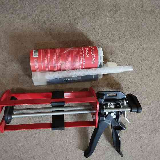 Пистолет для двухкомпонентной пены. Донецк