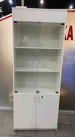 Шкаф с полками и стеклянными дверьми Донецк