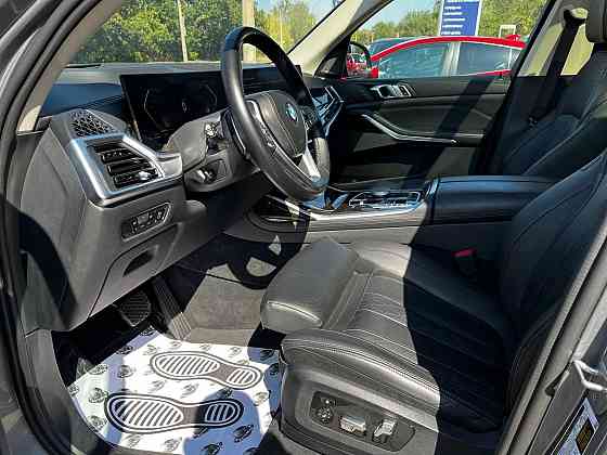BMW X7 3.0 AT, 2022, 78 000 км Луганск