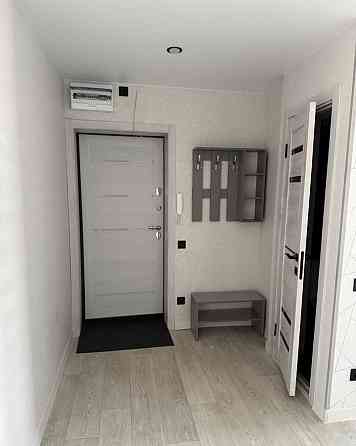 Сдаю двухкомнатную квартиру 49.0 м² этаж 3/5 город Донецк, Ворошиловский район. Донецк