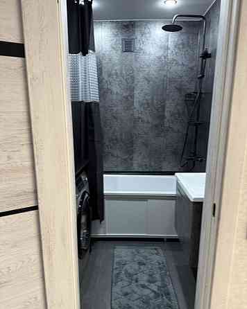 Сдаю двухкомнатную квартиру 49.0 м² этаж 3/5 город Донецк, Ворошиловский район. Донецк