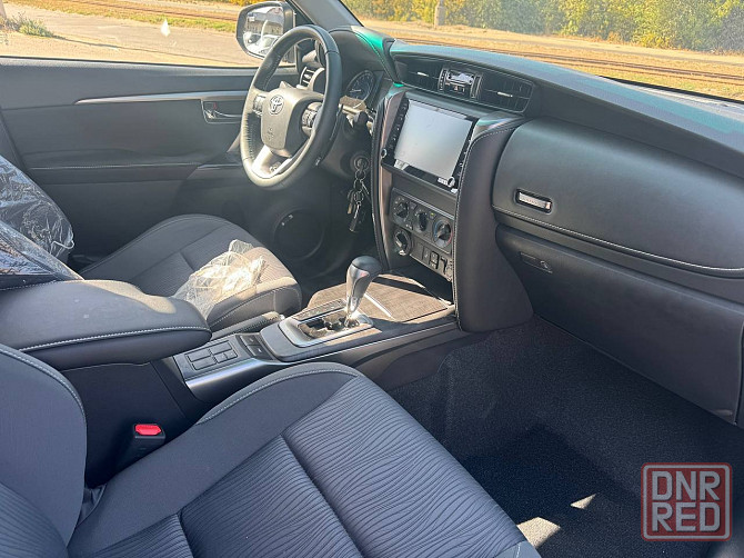 Toyota Fortuner 2.7 AT, 2022, 100 км Луганск - изображение 5