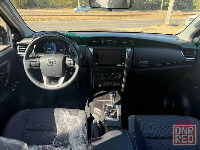 Toyota Fortuner 2.7 AT, 2022, 100 км Луганск - изображение 7
