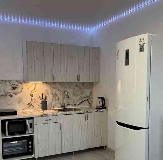 Сдается двухкомнатная квартира в Ворошиловском районе ул. Челюскинцев. Ориентир- Крытый рынок. Донецк