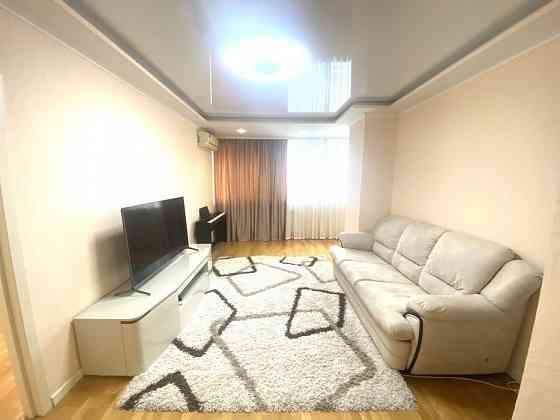 Сдам 3к,90м² по пр. Германа Титова. Донецк