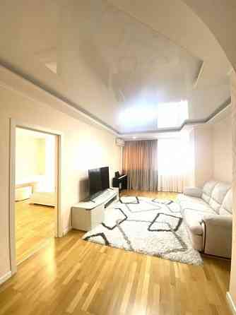 Сдам 3к,90м² по пр. Германа Титова. Донецк