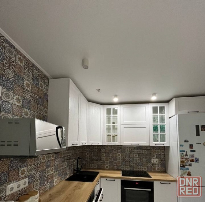 Сдаю однокомнатную квартиру 43.0 м² этаж 5 город Донецк, Ворошиловский район Донецк - изображение 4