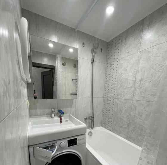 Сдаю однокомнатную квартиру 32.0 м² этаж 4 город Донецк, Киевский район, проспект Мира Донецк