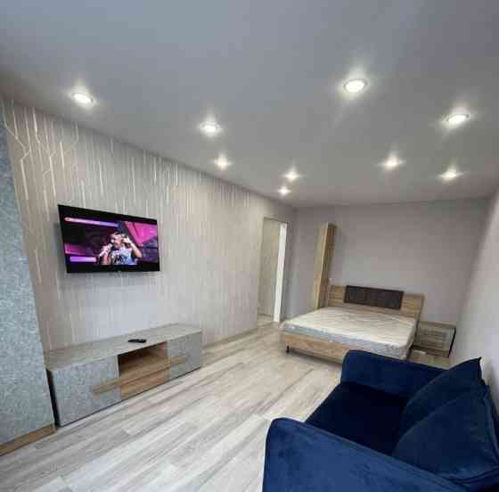 Сдаю однокомнатную квартиру 32.0 м² этаж 4 город Донецк, Киевский район, проспект Мира Донецк